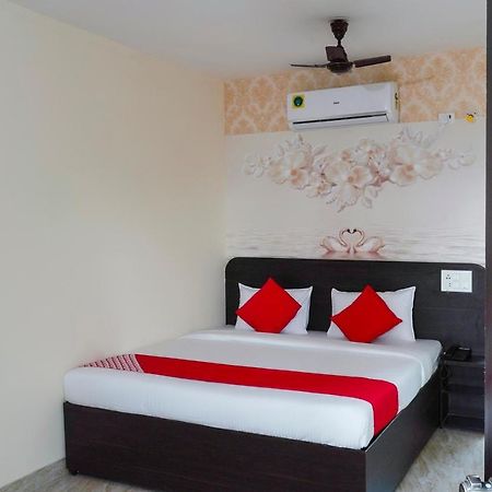 بونة Oyo Flagship 68474 Hotel Viraj المظهر الخارجي الصورة